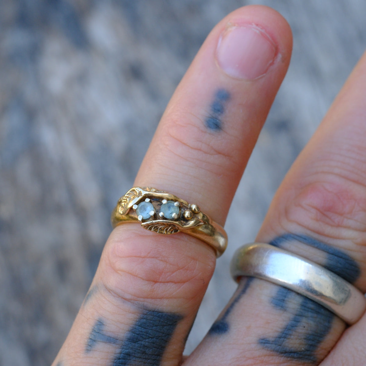 Vintage 14K Gold Aquamarine Leaf Ring 4.75