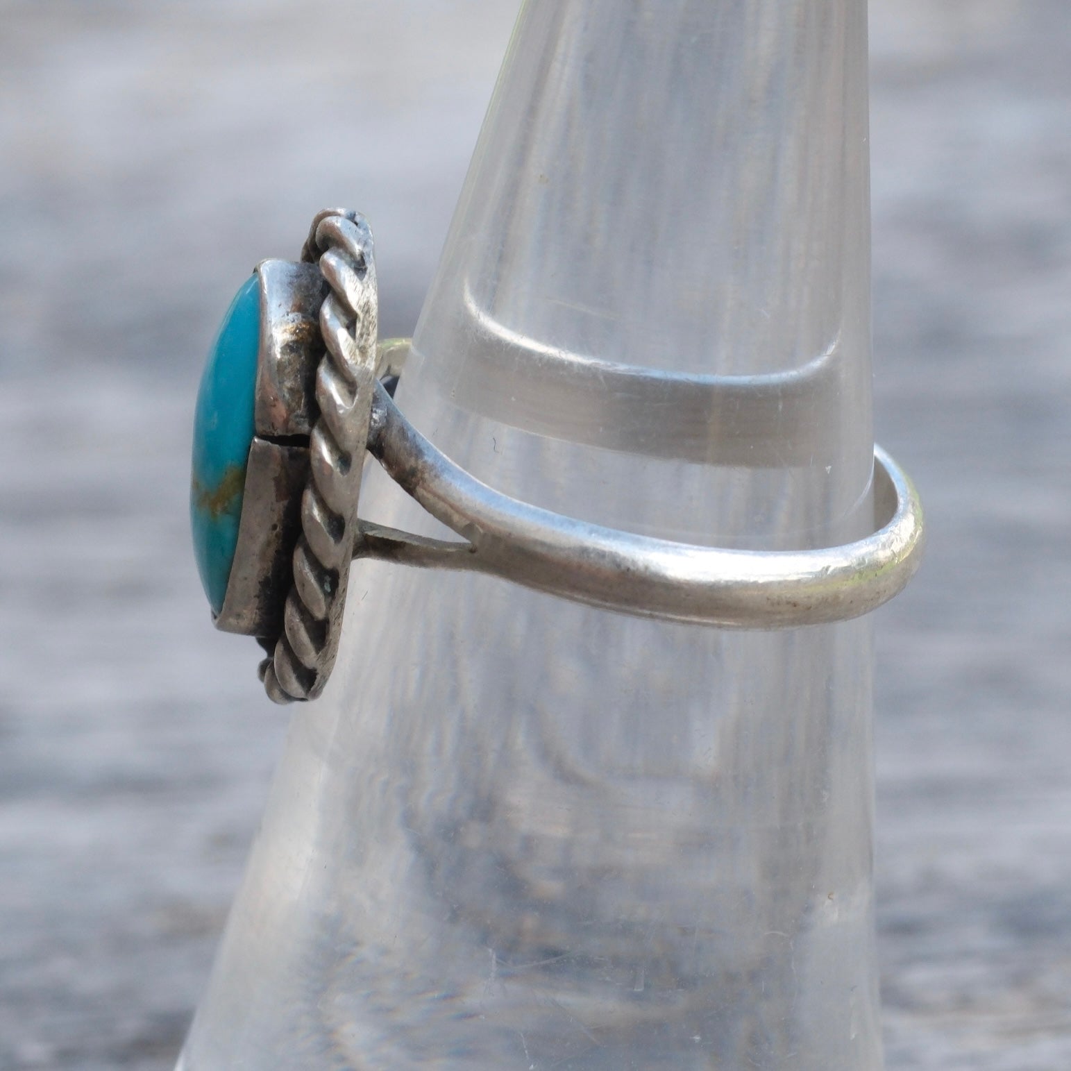 Vintage Sterling Turquoise Roper Ring 5.5