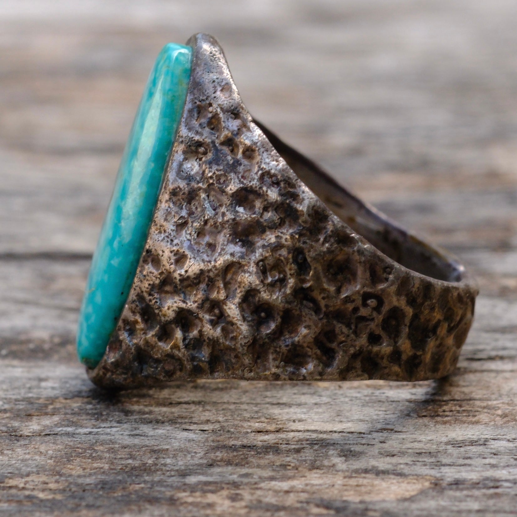 Vintage Sterling Turquoise Textured Band Ring 7