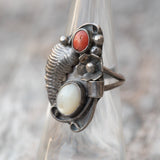 Vintage Sterling Mother Of Pearl and Coral Feather Ring 5.5
