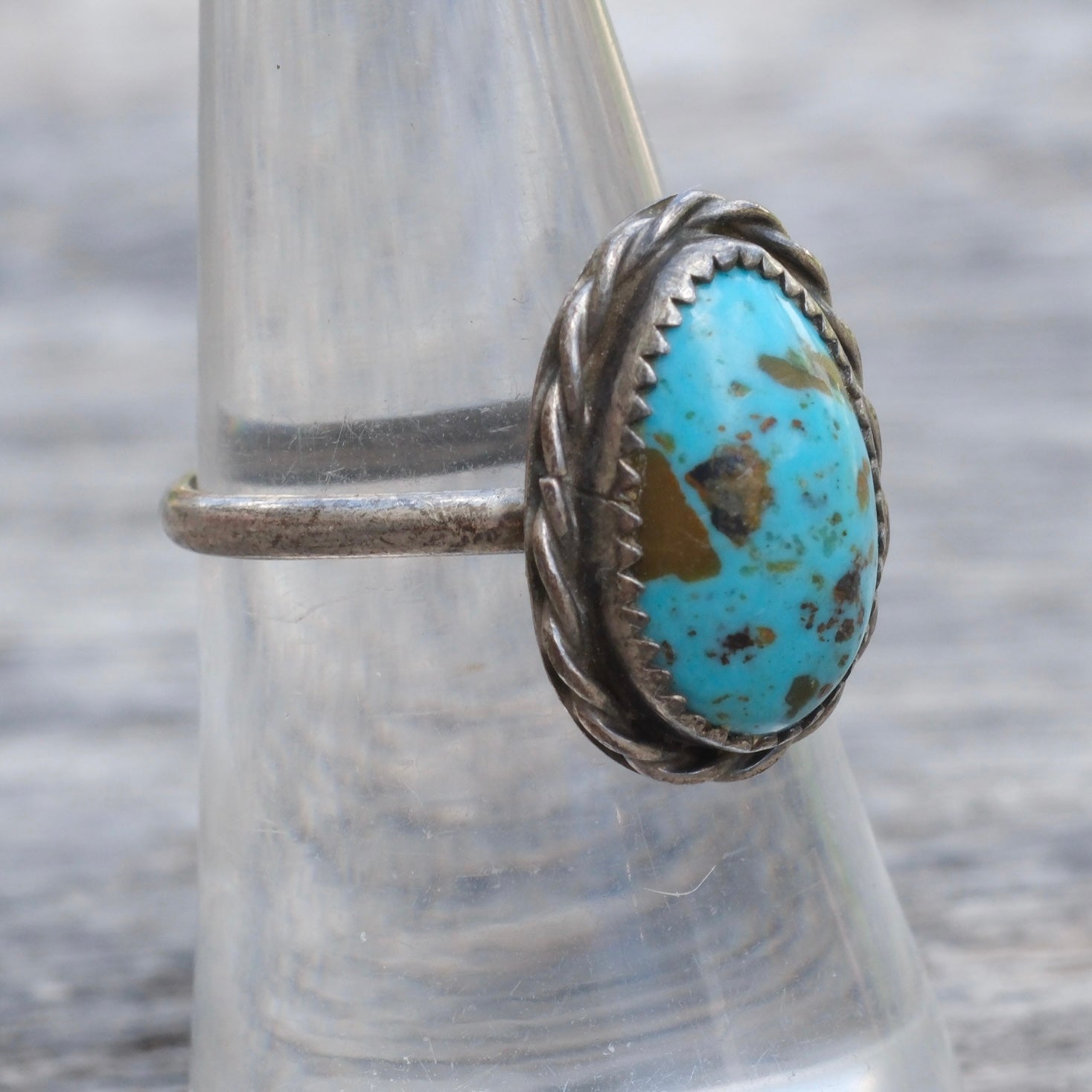 Vintage Sterling Turquoise Roper Ring 7