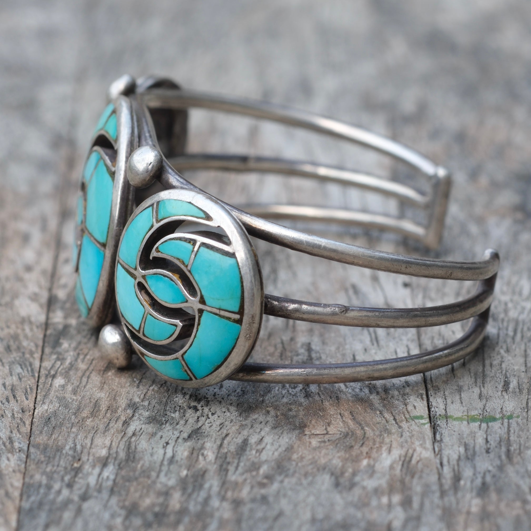 Vintage Sterling Triple Hummingbird Inlay Turquoise Cuff Bracelet