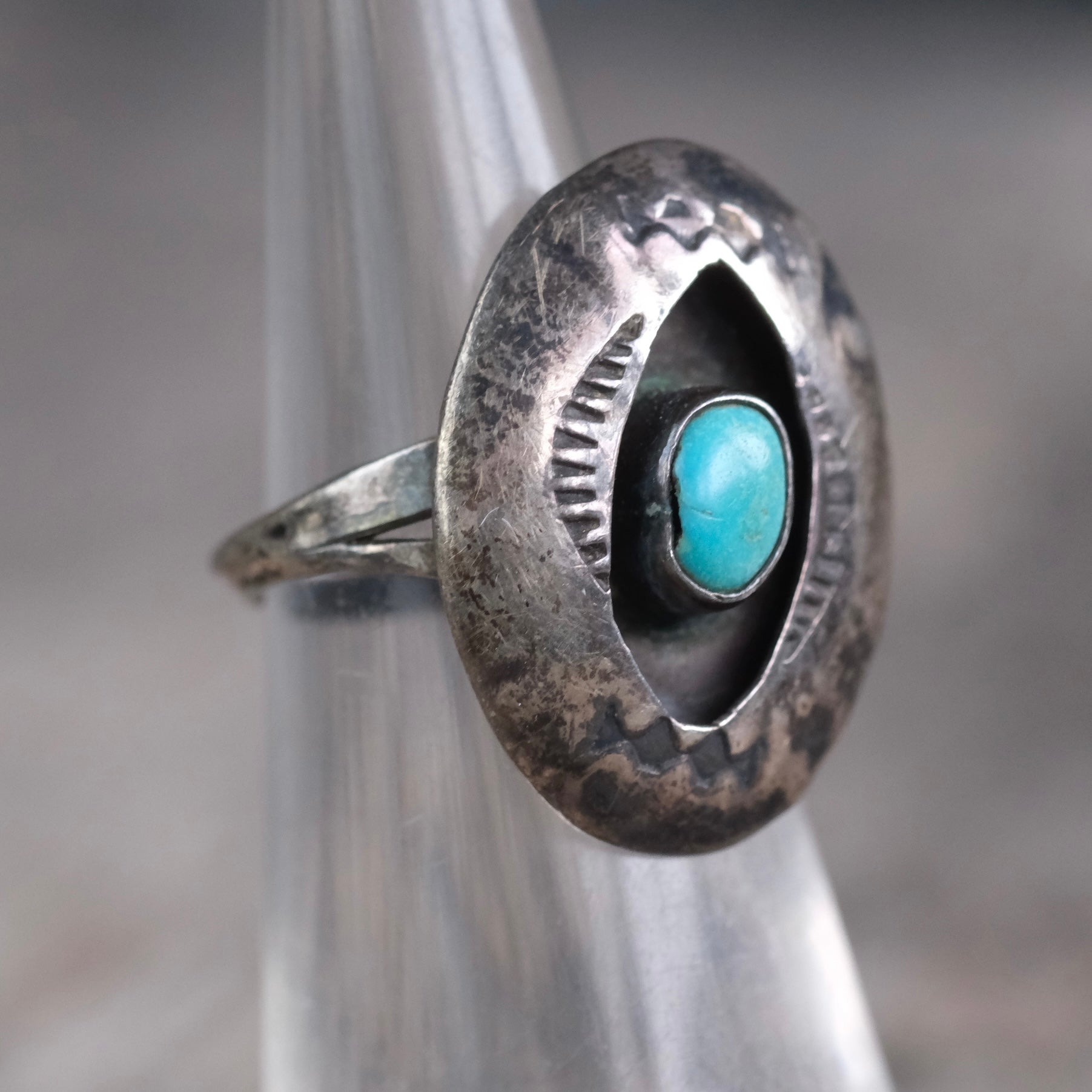 Vintage Sterling Turquoise Shadowbox Ring 4.25