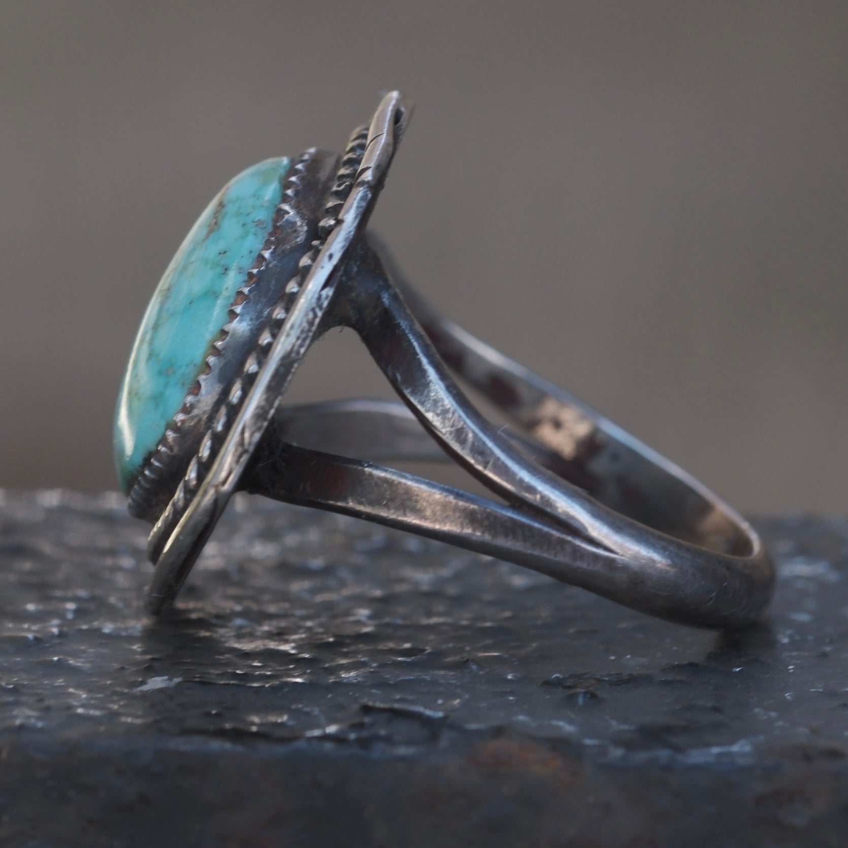 Vintage Sterling Turquoise Roper Ring 9.25