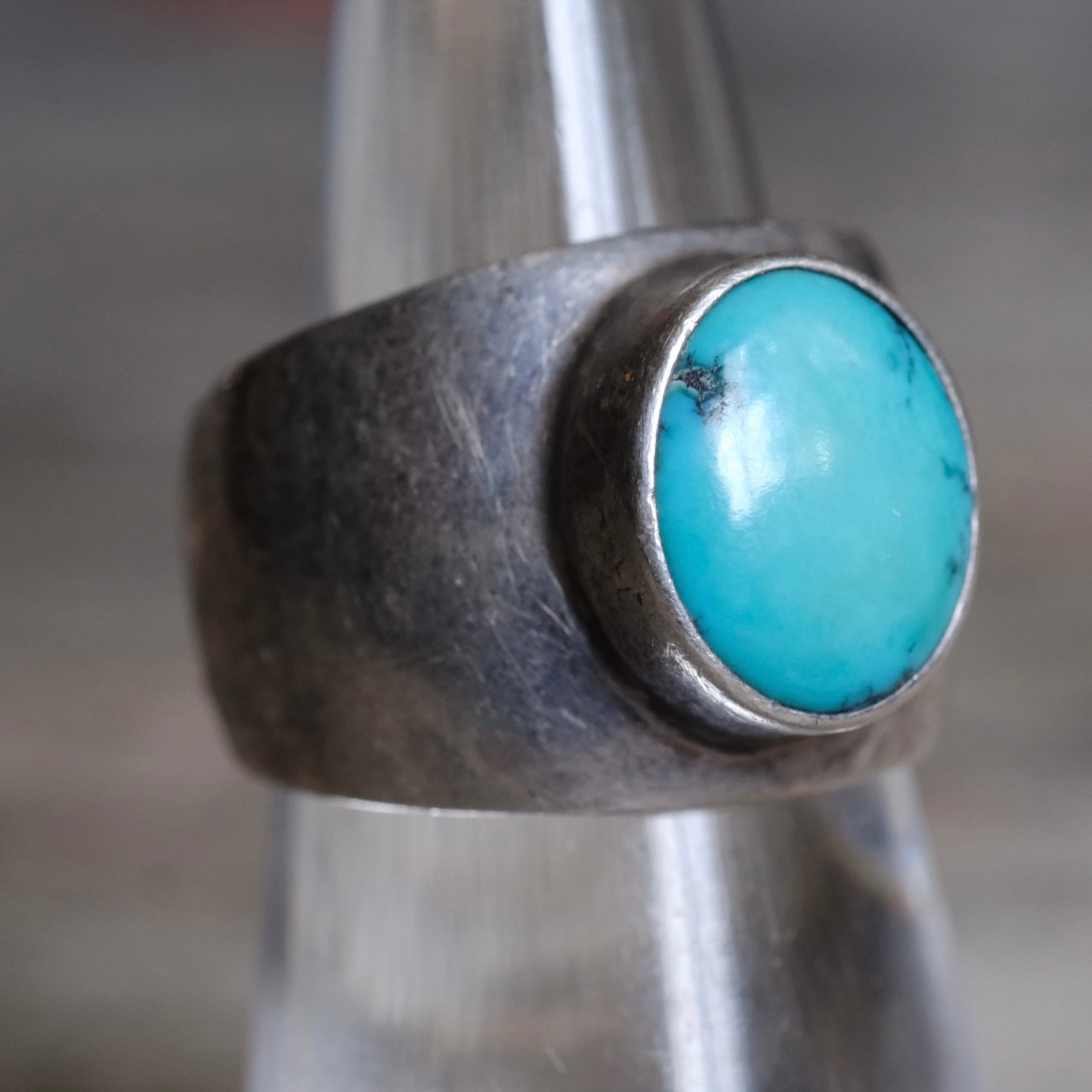 Vintage Sterling Turquoise Thick Band Ring 6.75