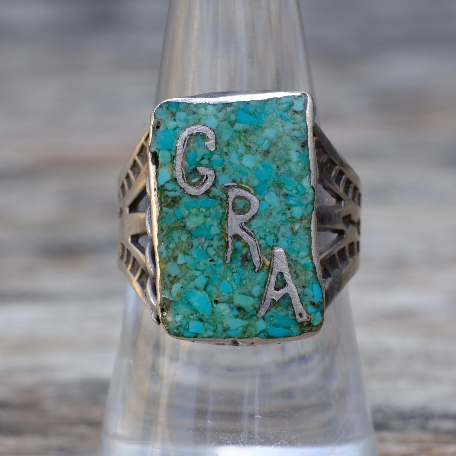 Vintage Sterling Crushed Turquoise Inlay Initial Ring 8.5