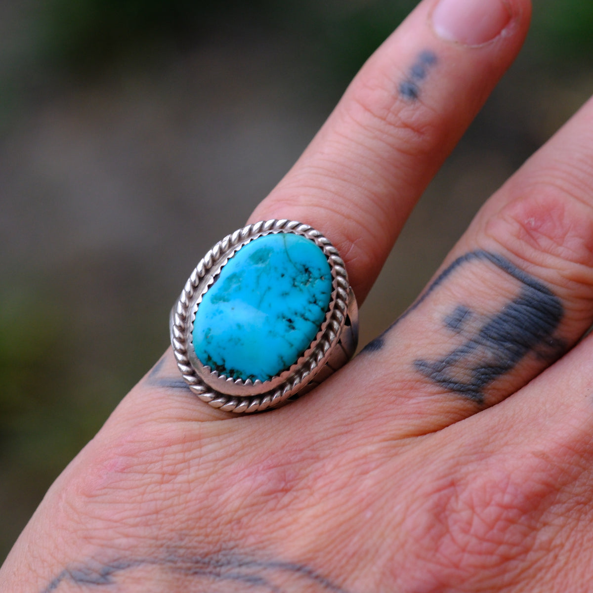 Vintage Sterling Turquoise Ribbed Band Ring 6.75