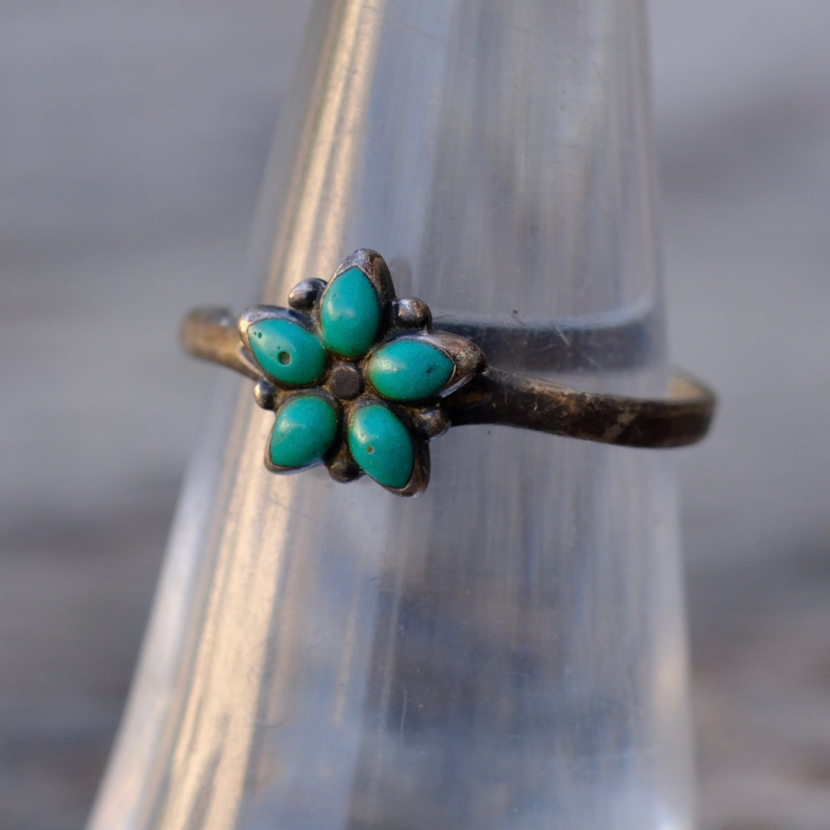 Vintage Sterling Small Turquoise Cluster Band 6