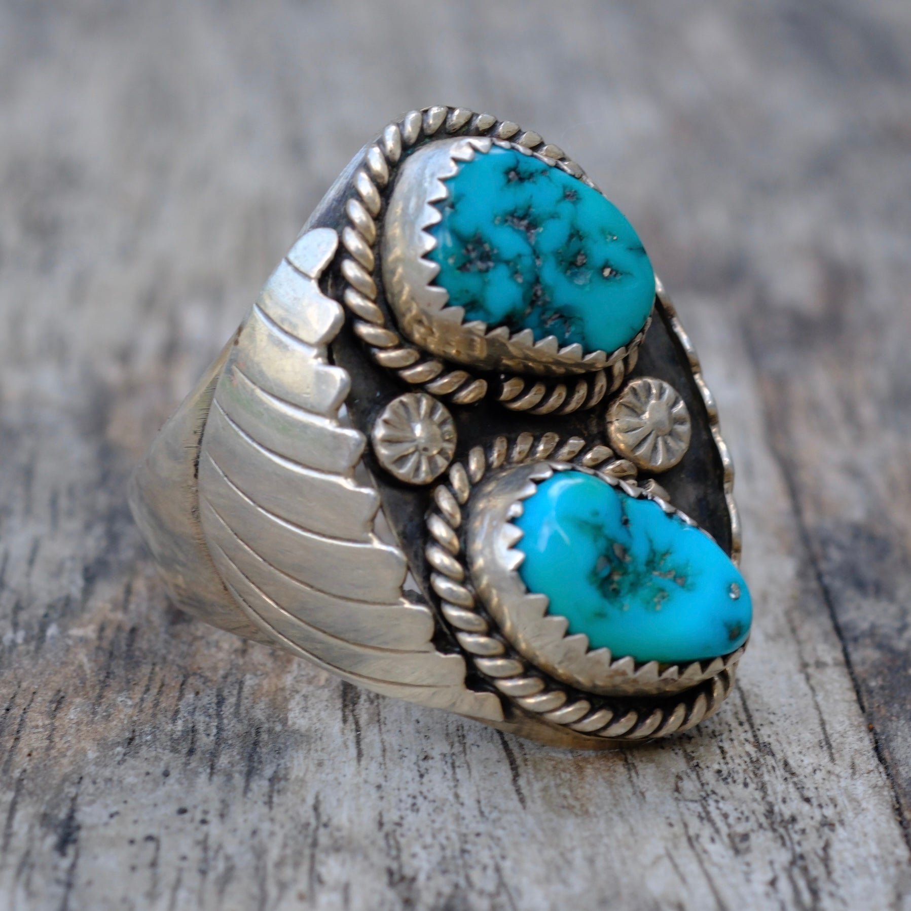 Vintage Sterling 2-Stone Turquoise Ribbed Band Ring 10.25