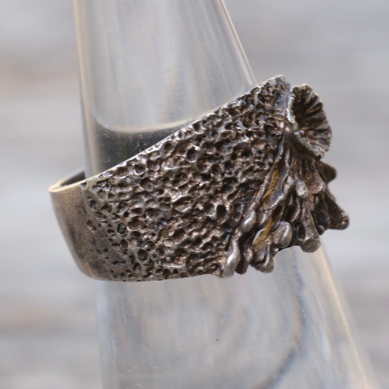 Vintage Sterling Textured Floral Ring 5.5