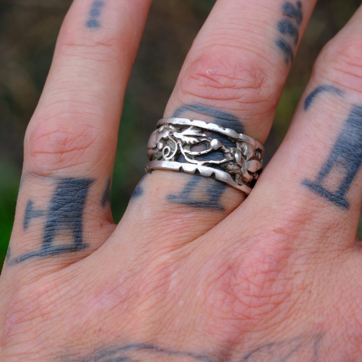 Vintage Sterling Floral Band Ring 8.25