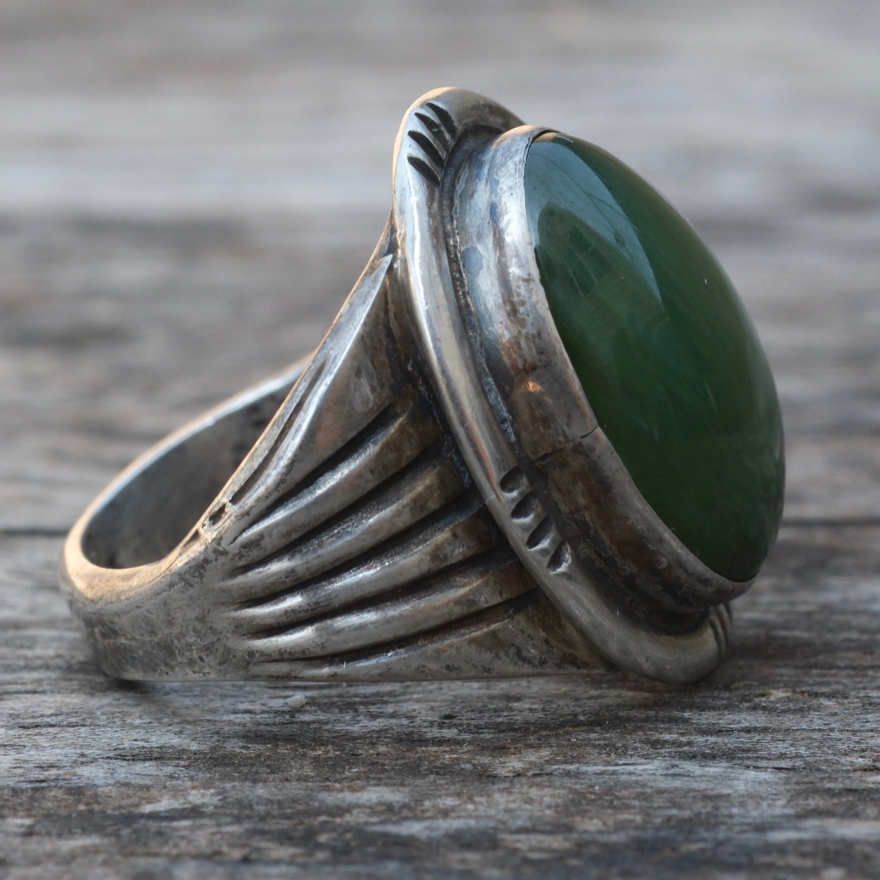 Vintage Sterling Green Carnelian Ring 10