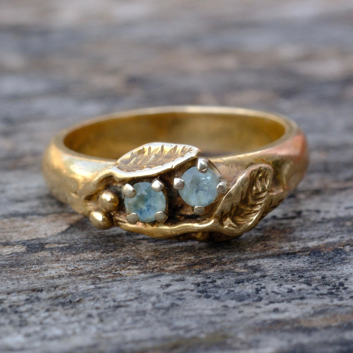 Vintage 14K Gold Aquamarine Leaf Ring 4.75