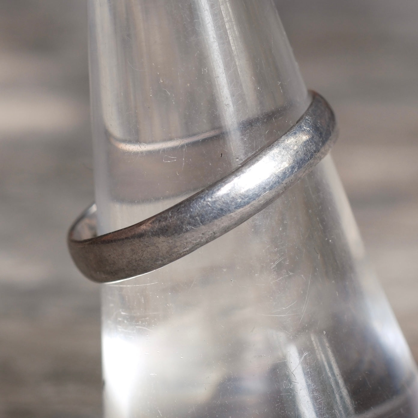 Vintage Sterling Silver Band Ring 8.25