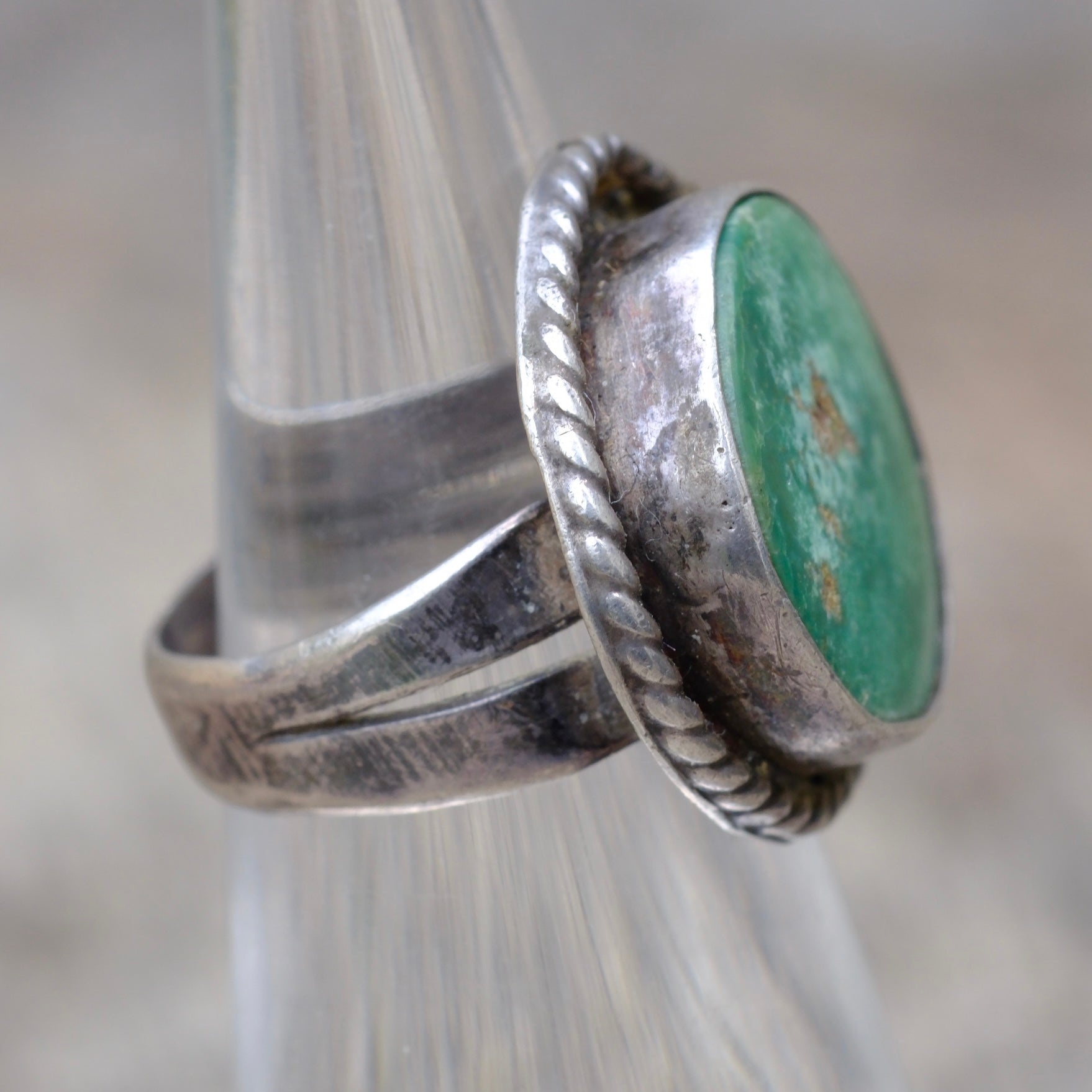 Vintage Sterling Turquoise Roper Ring 4.25