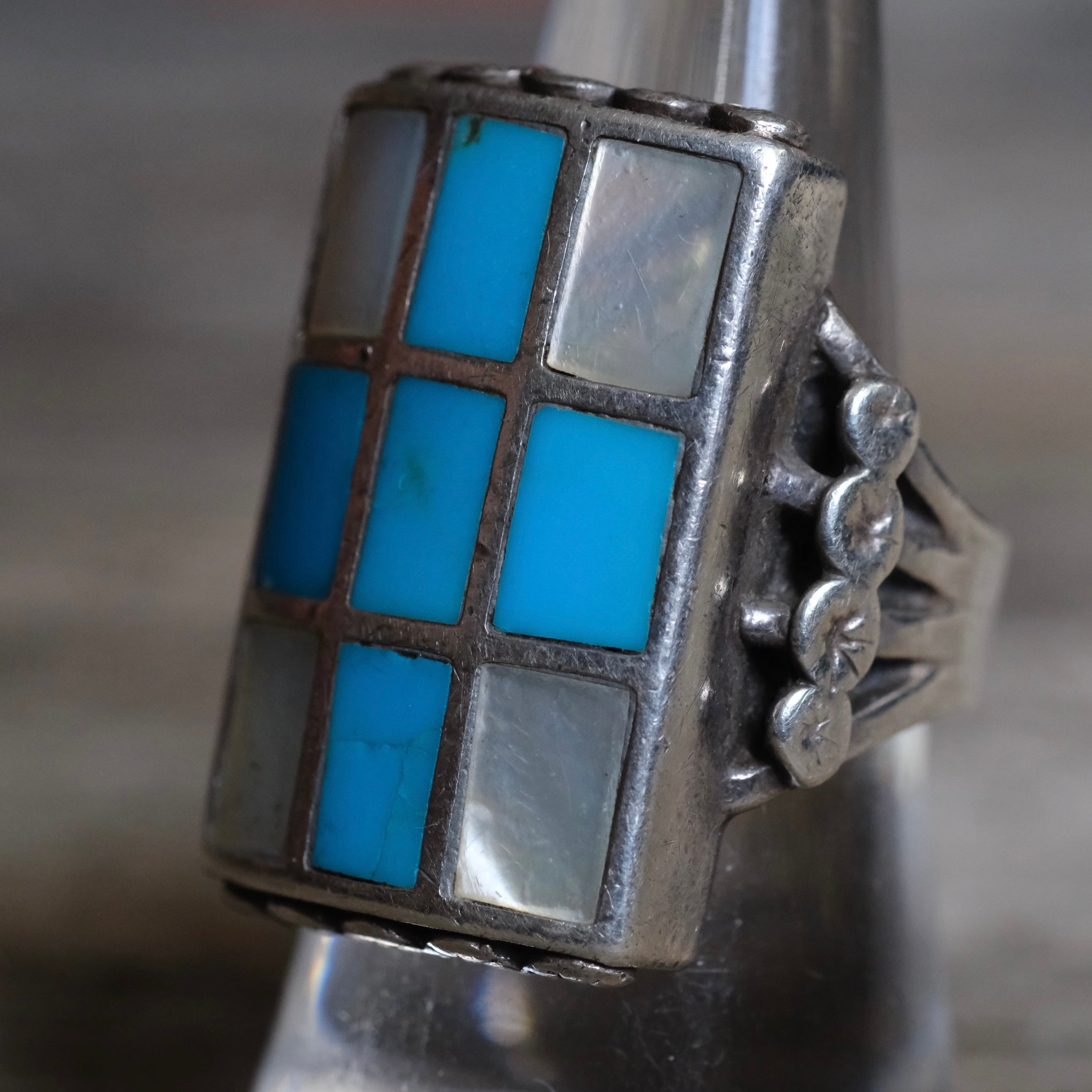 Vintage Sterling Turquoise and Mother Of Pearl Inlay Panel Ring 8