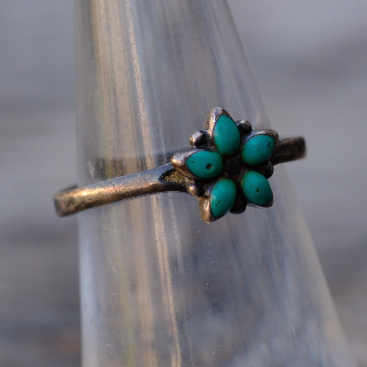 Vintage Sterling Small Turquoise Cluster Band 6