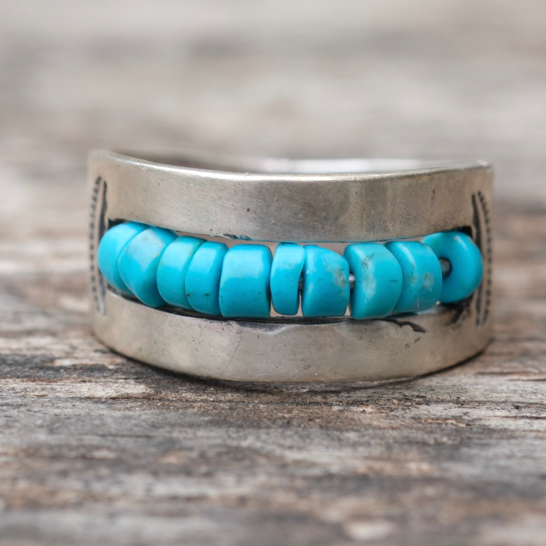 Vintage Running Bear Sterling Turquoise Bead Stamped Ring 9.5