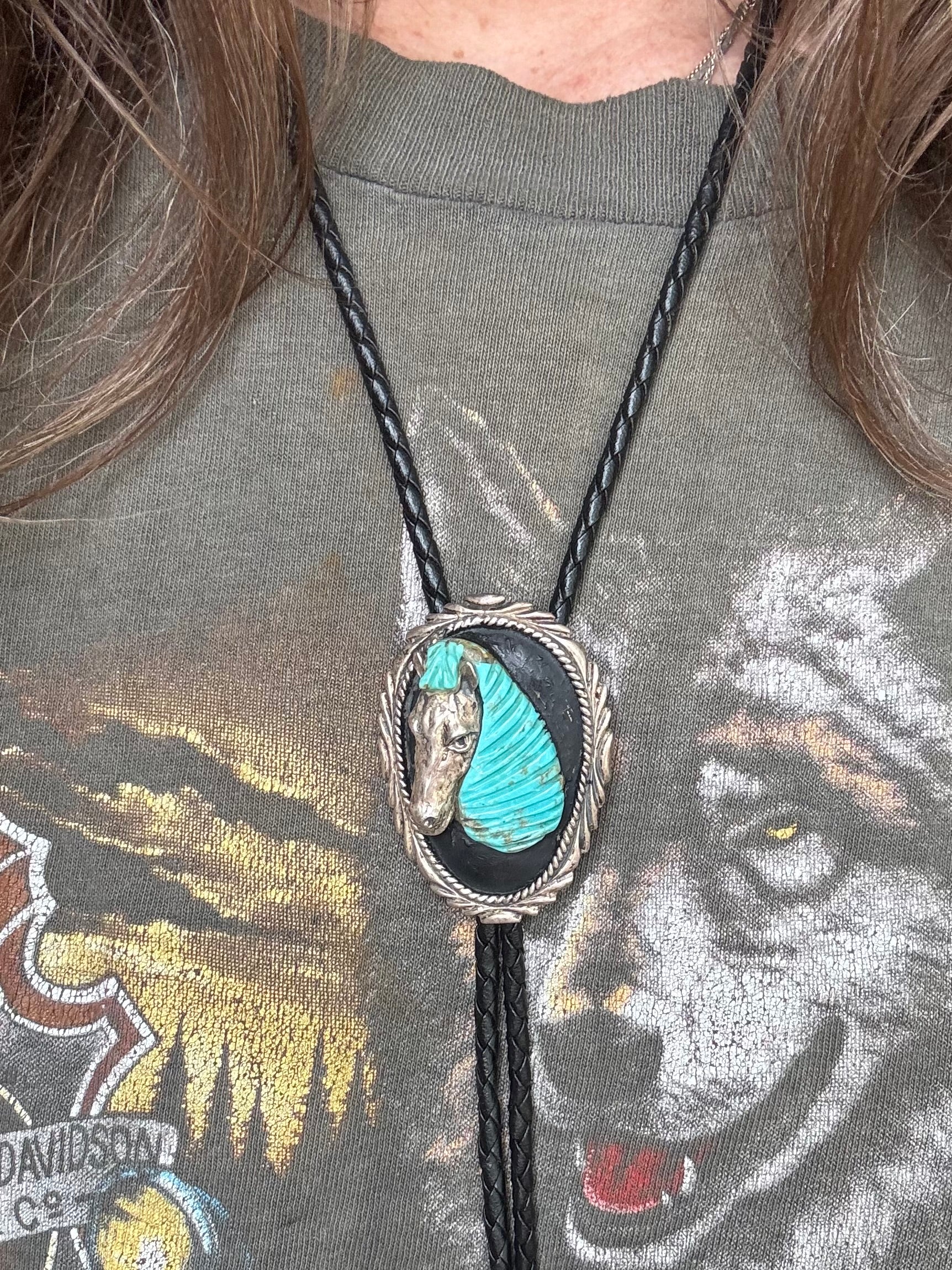 Vintage Sterling Silver & Carved Turquoise Horse Head Bolo Tie