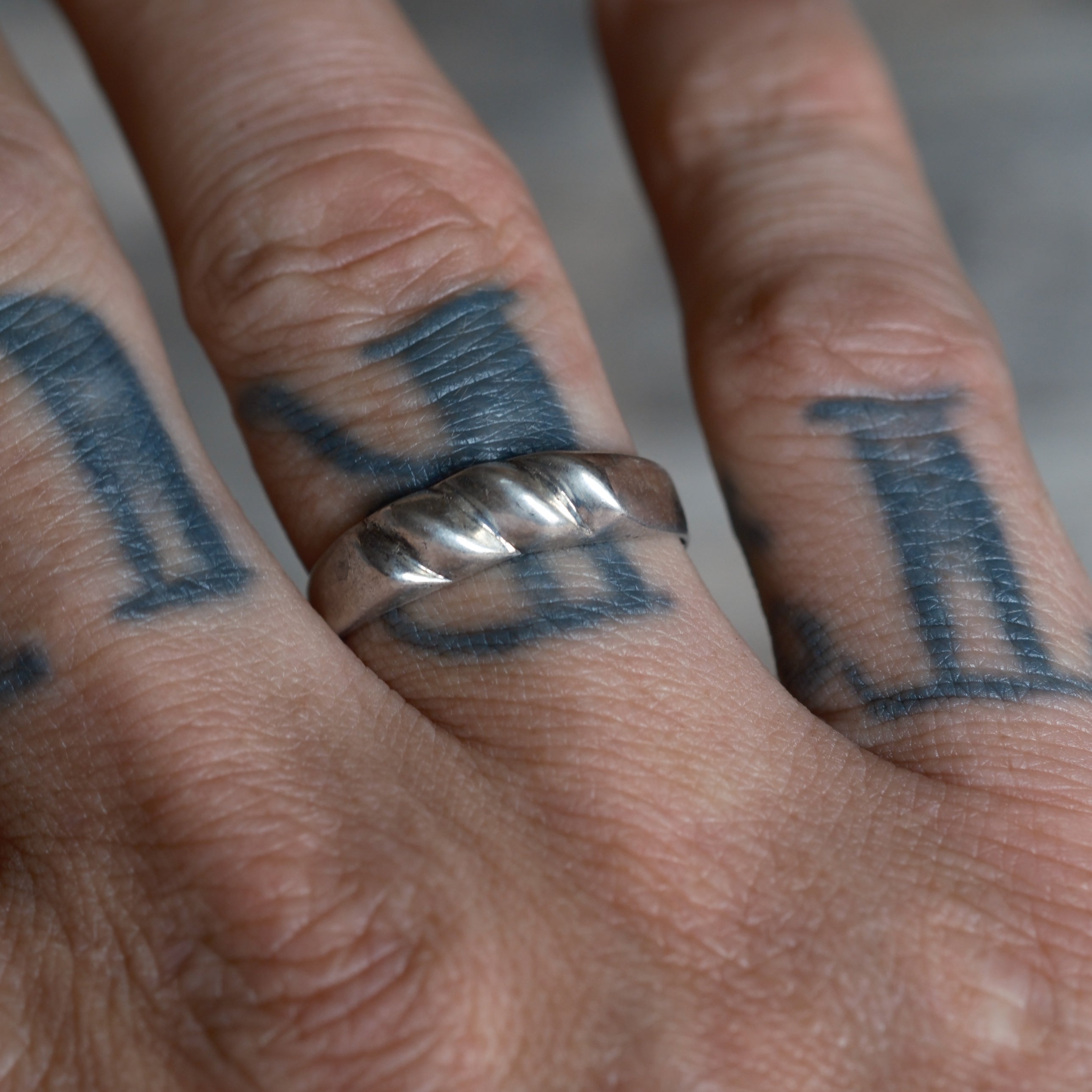 Vintage Sterling Silver Modernist Band Ring 9.75
