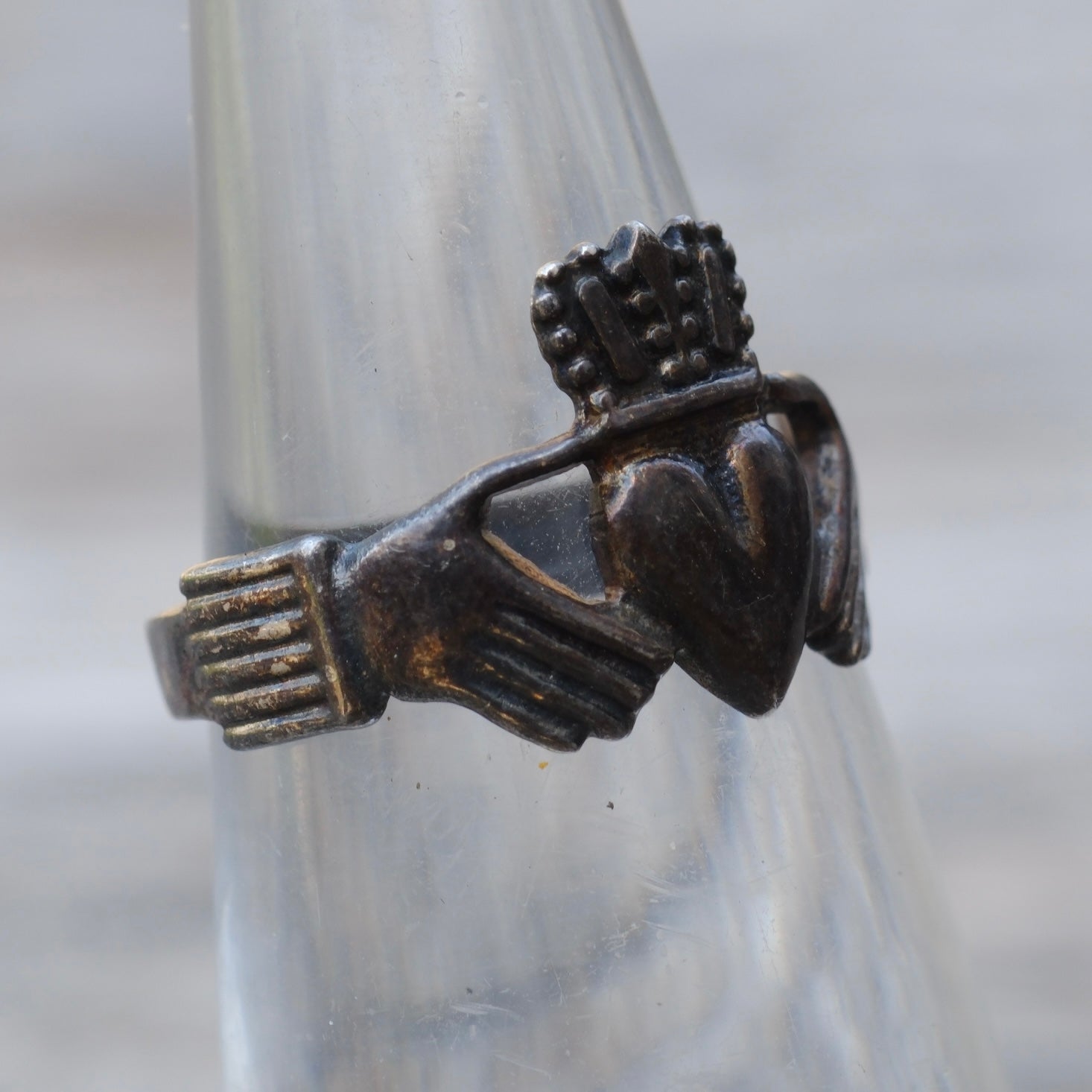 Vintage Sterling Claddagh Ring 5.25