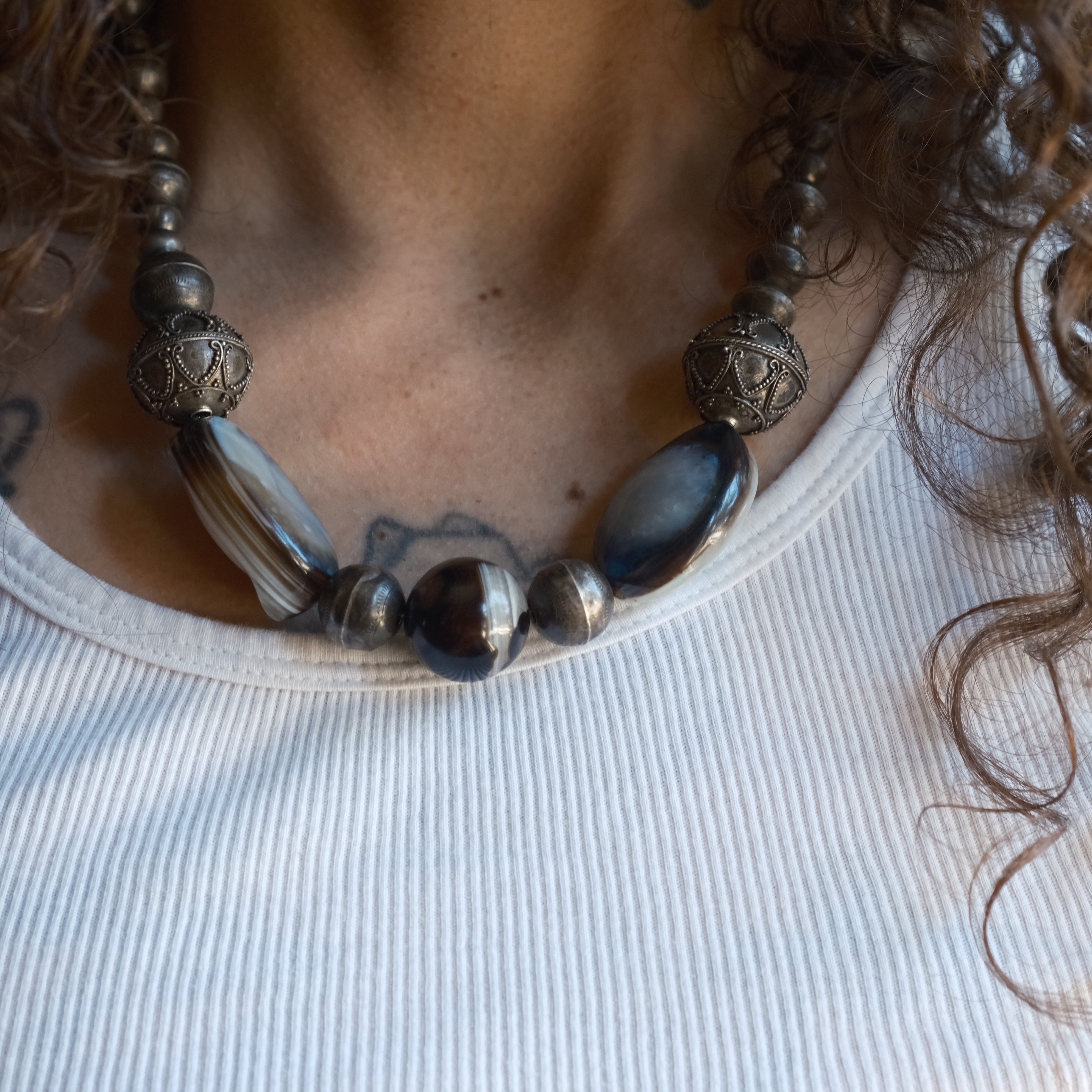 Vintage Sterling Navajo Pearl and Agate Stones Necklace 20"