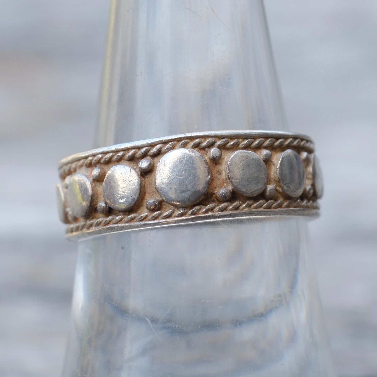 Vintage Sterling Dot Pattern Band Ring 7.5
