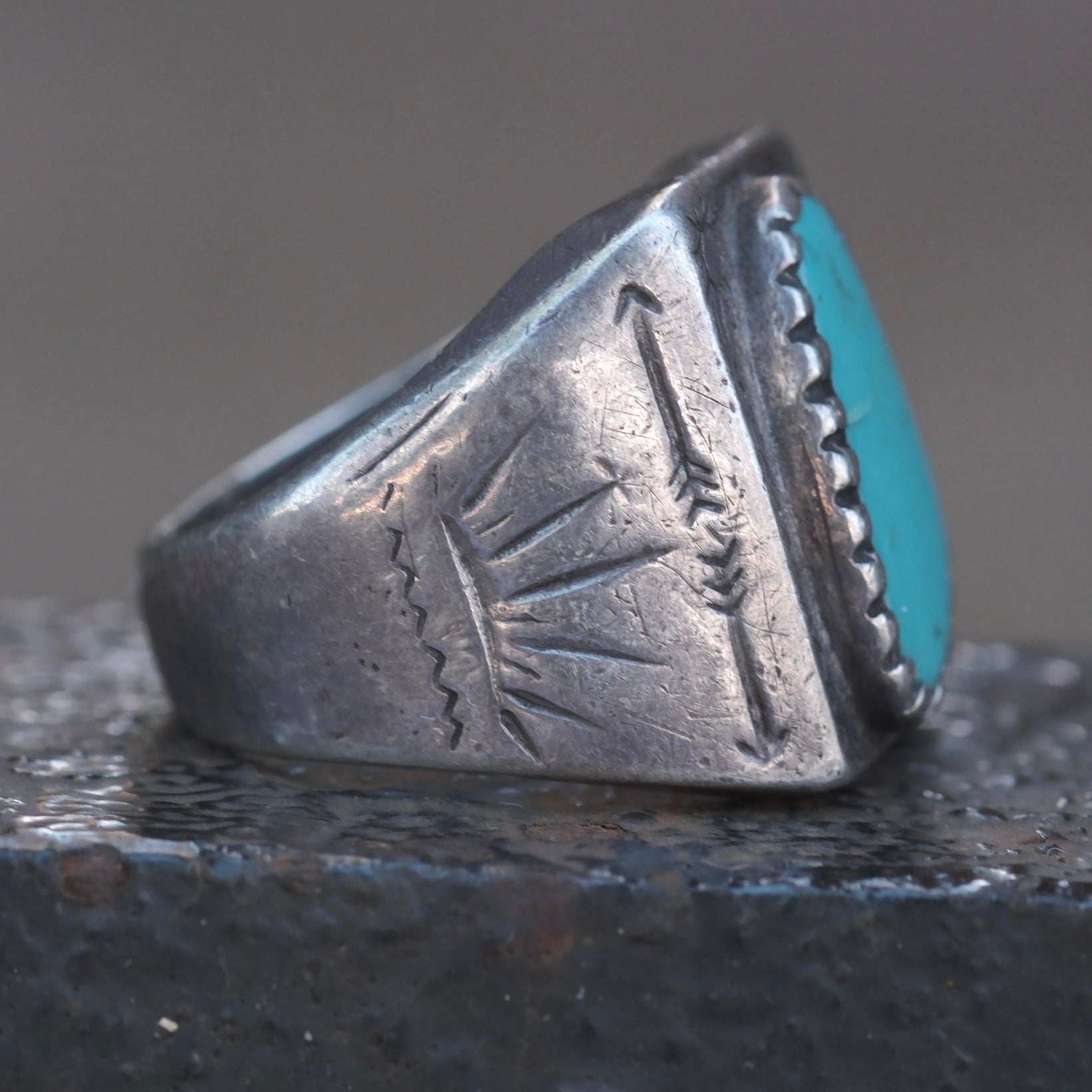 Vintage Sterling Turquoise Stamped Band Ring 10.5