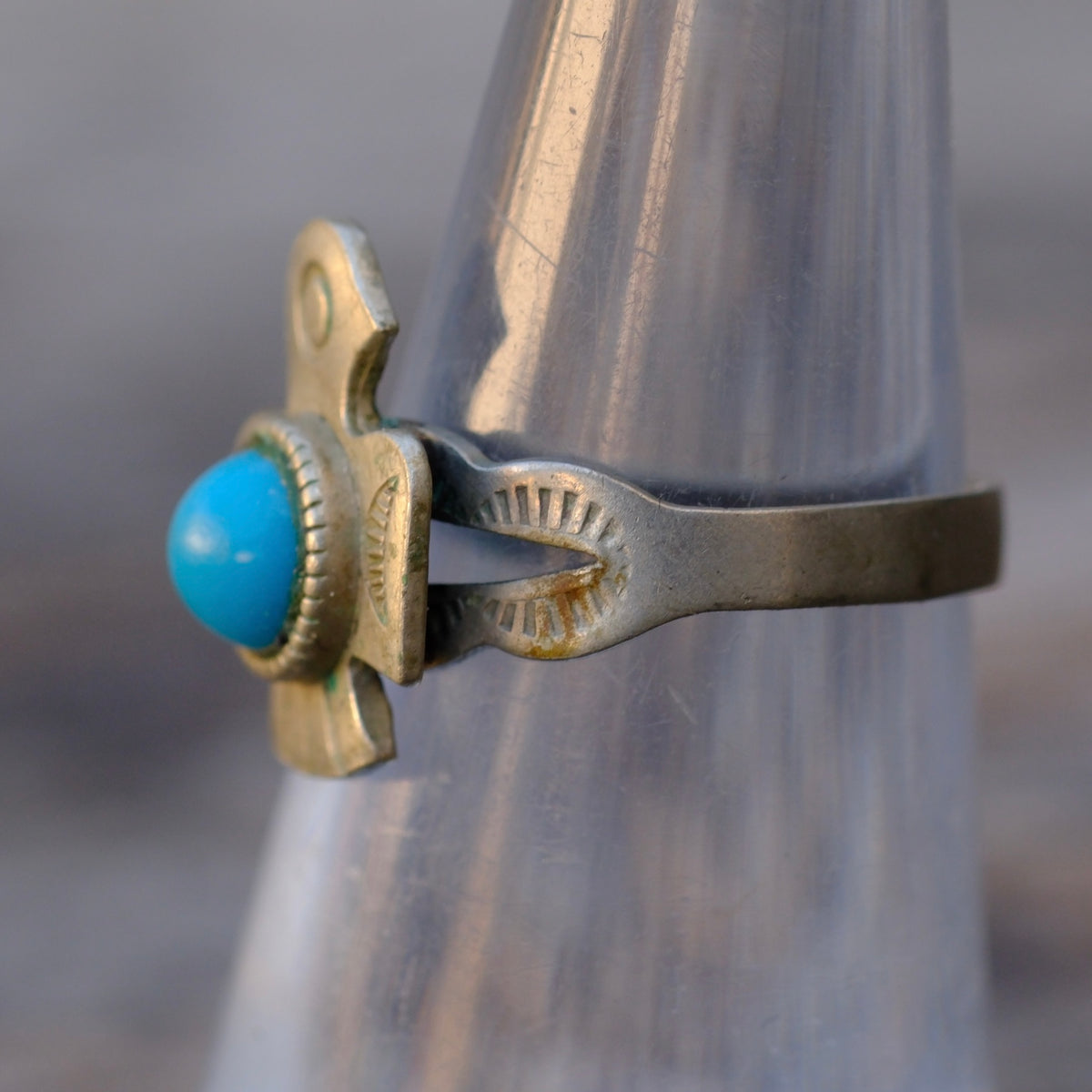 Vintage Sterling Turquoise Thunderbird Ring 4.5