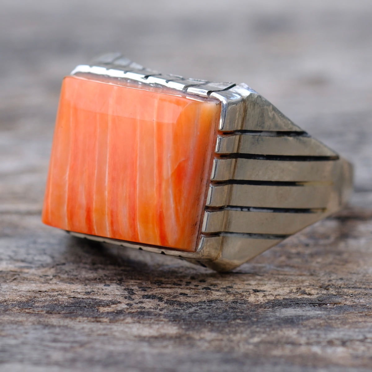 Vintage Sterling Spiny Oyster Ribbed Band Ring 9.5