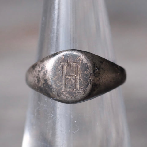 Vintage Sterling H Initial Ring 4.75