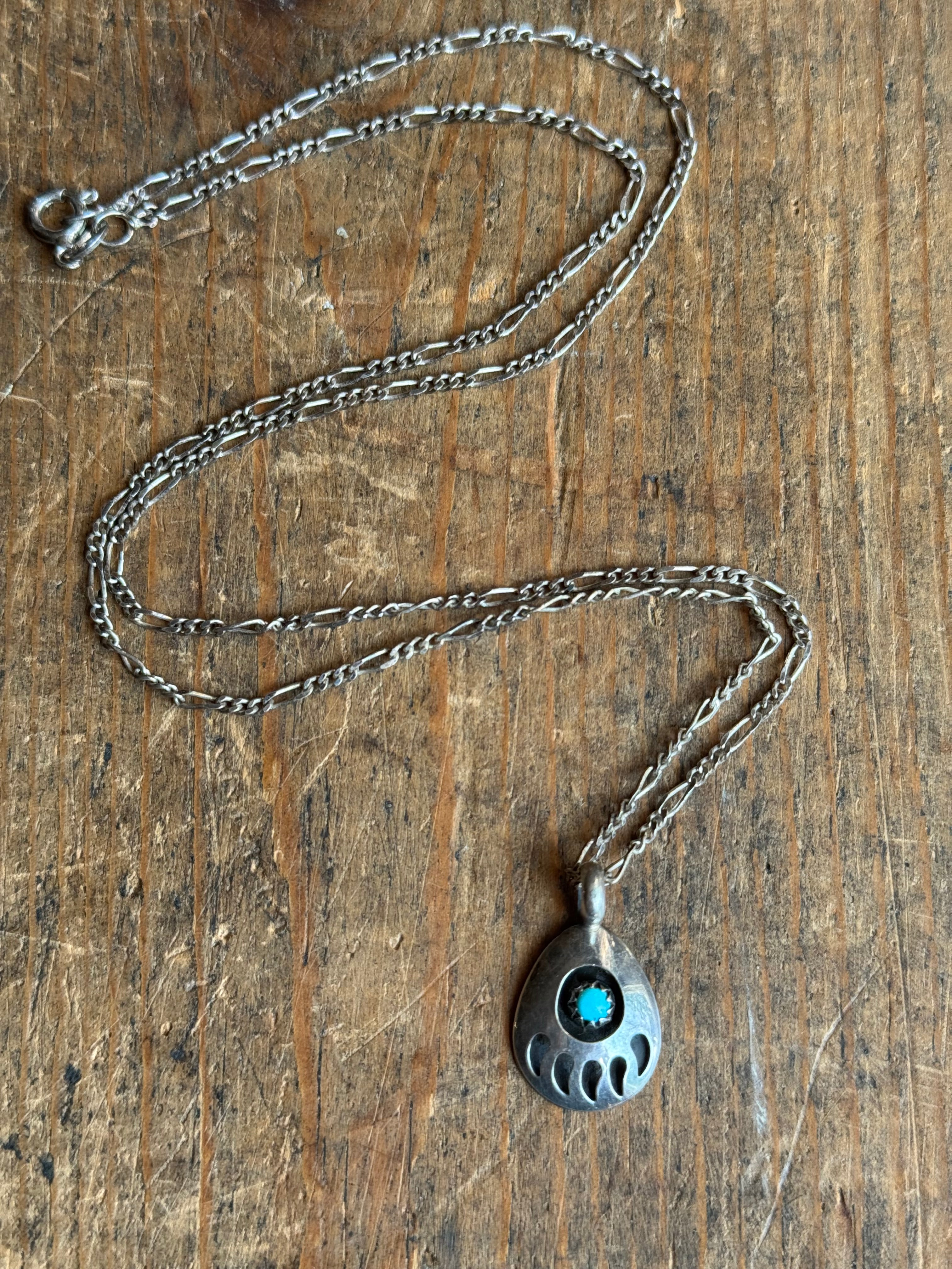 Vintage Sterling Silver Turquoise Bear Claw 20" Necklace