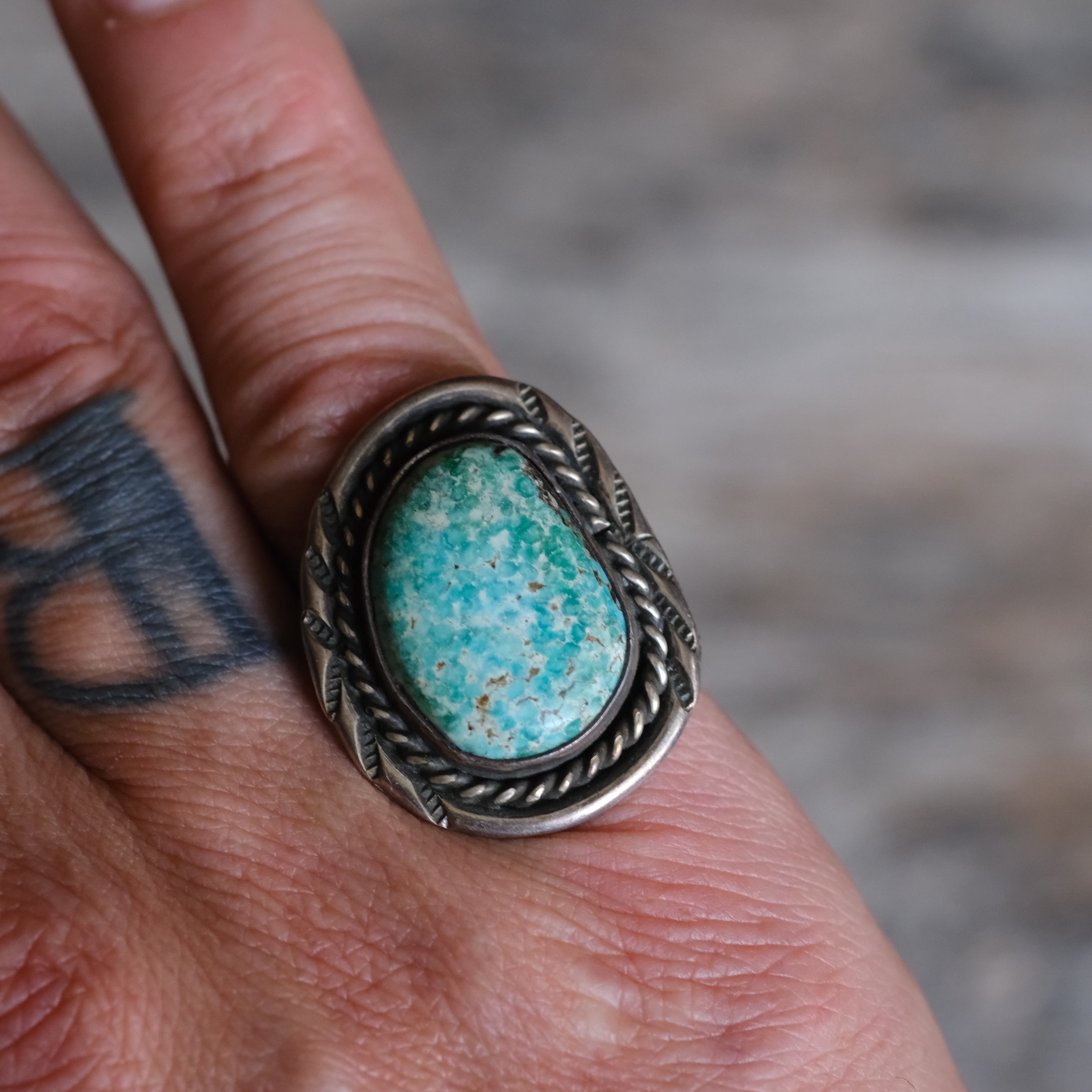 Vintage Sterling Turquoise Roper Ring 7
