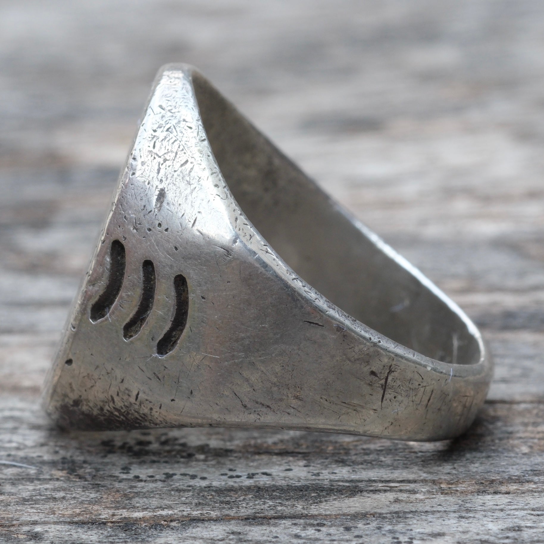 Vintage Sterling Howling Wolf Ring 9.75