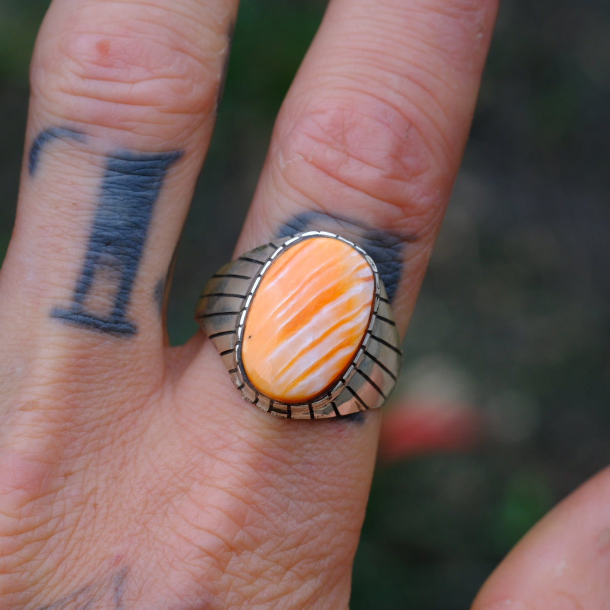 Vintage Sterling Spiny Oyster Ribbed Band Ring 12.75