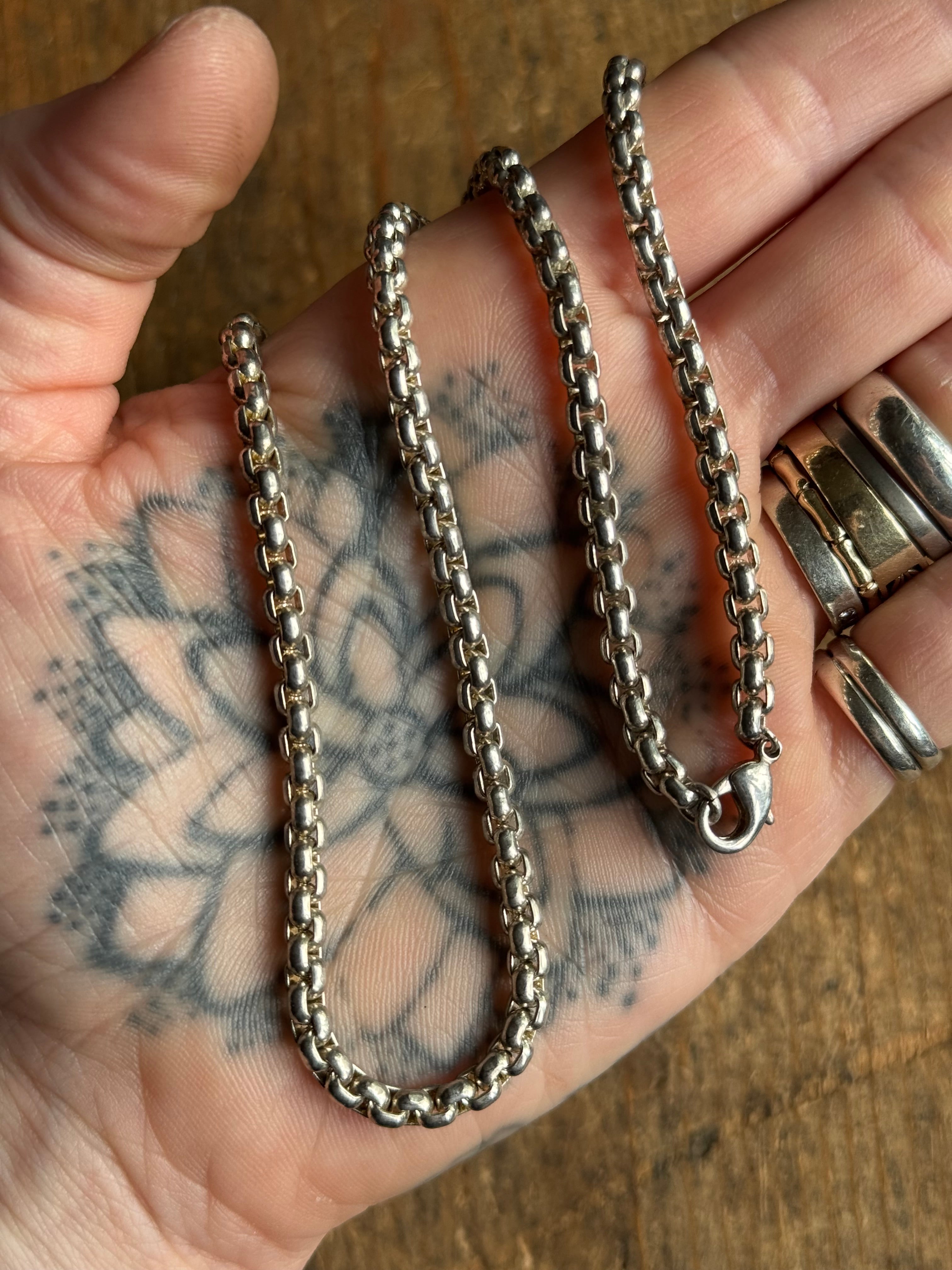 Vintage Sterling Silver 18” Round Box Chain