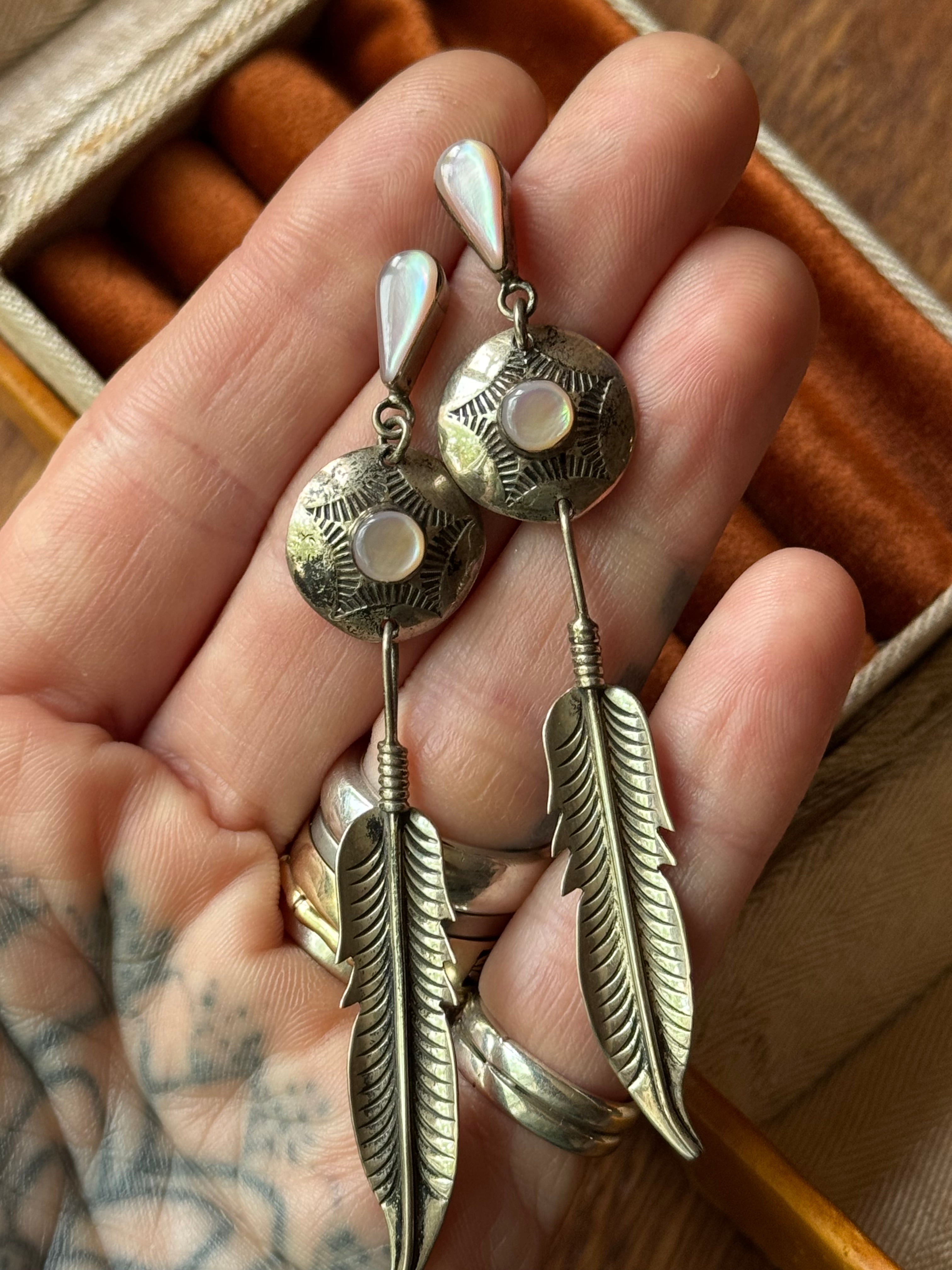 Vintage Sterling Silver Mother Of Pearl Concho Feather Earrings