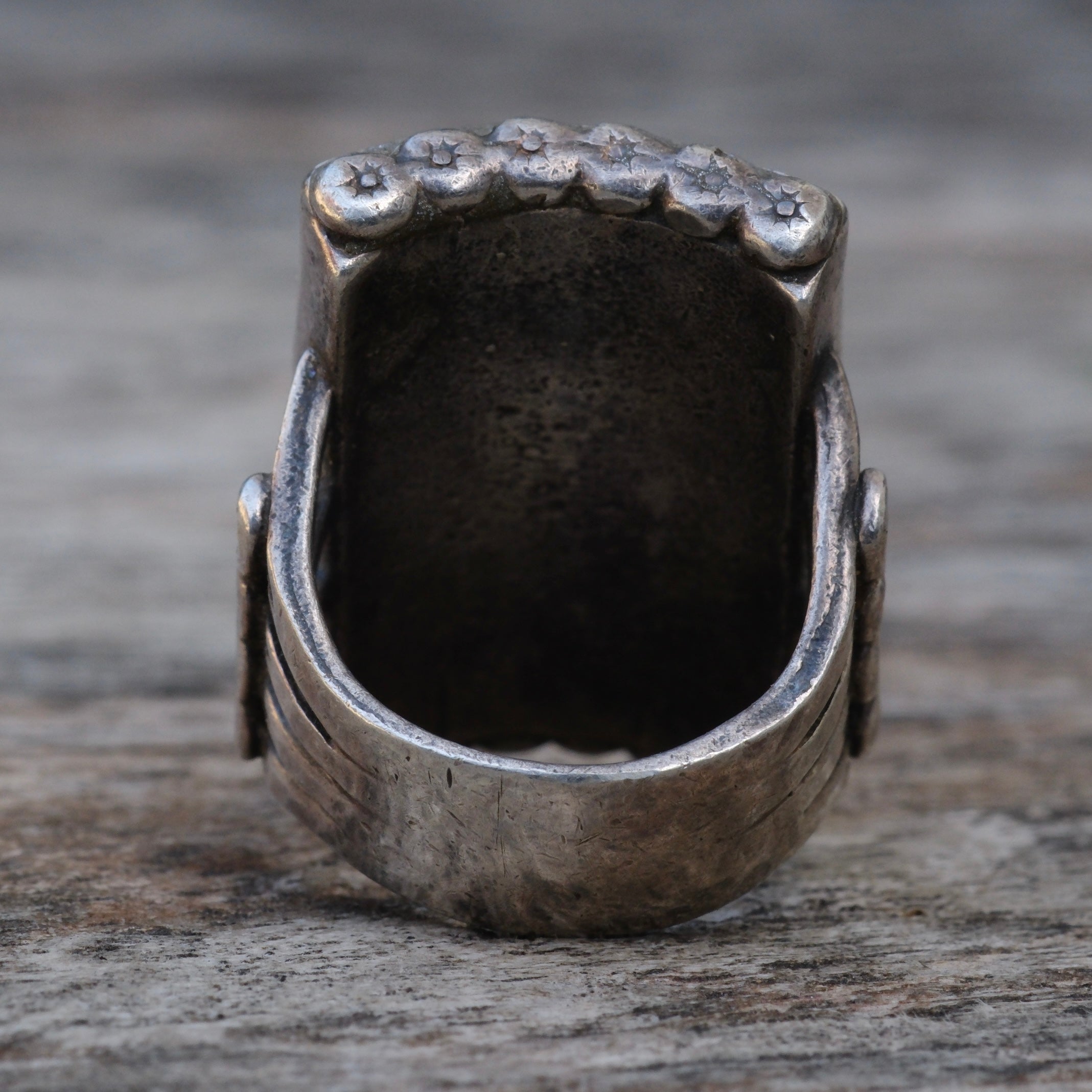 Vintage Sterling Turquoise and Mother Of Pearl Inlay Ring 5.5