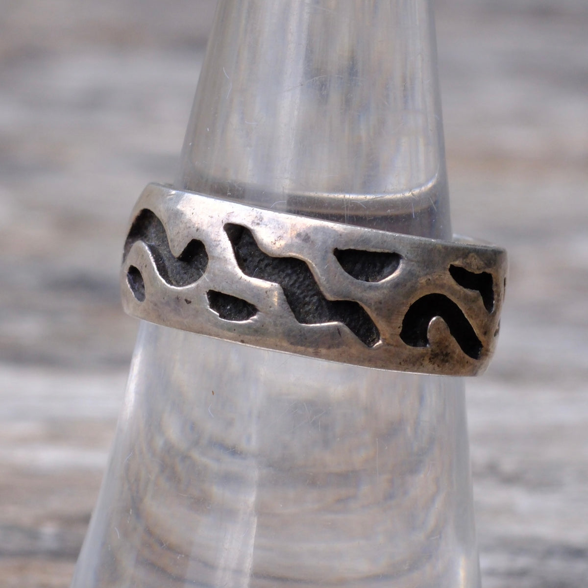 Vintage Sterling Stamped Band Ring 7.5