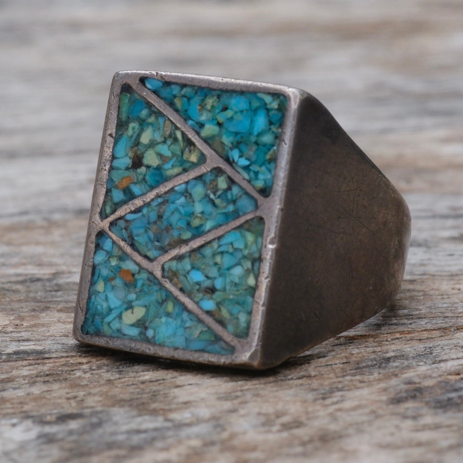 Vintage Sterling Crushed Turquoise Inlay Ring 10.25