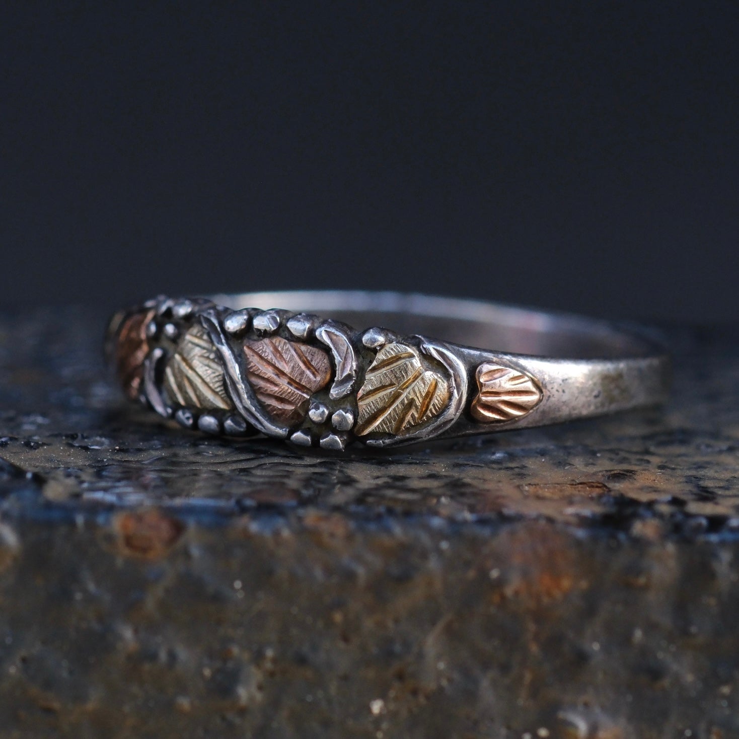 Vintage Sterling and Gold Leaf Band Ring 8.5