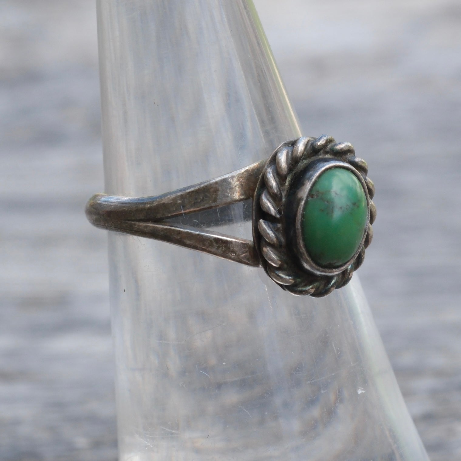 Vintage Sterling Turquoise Roper Ring 5.75