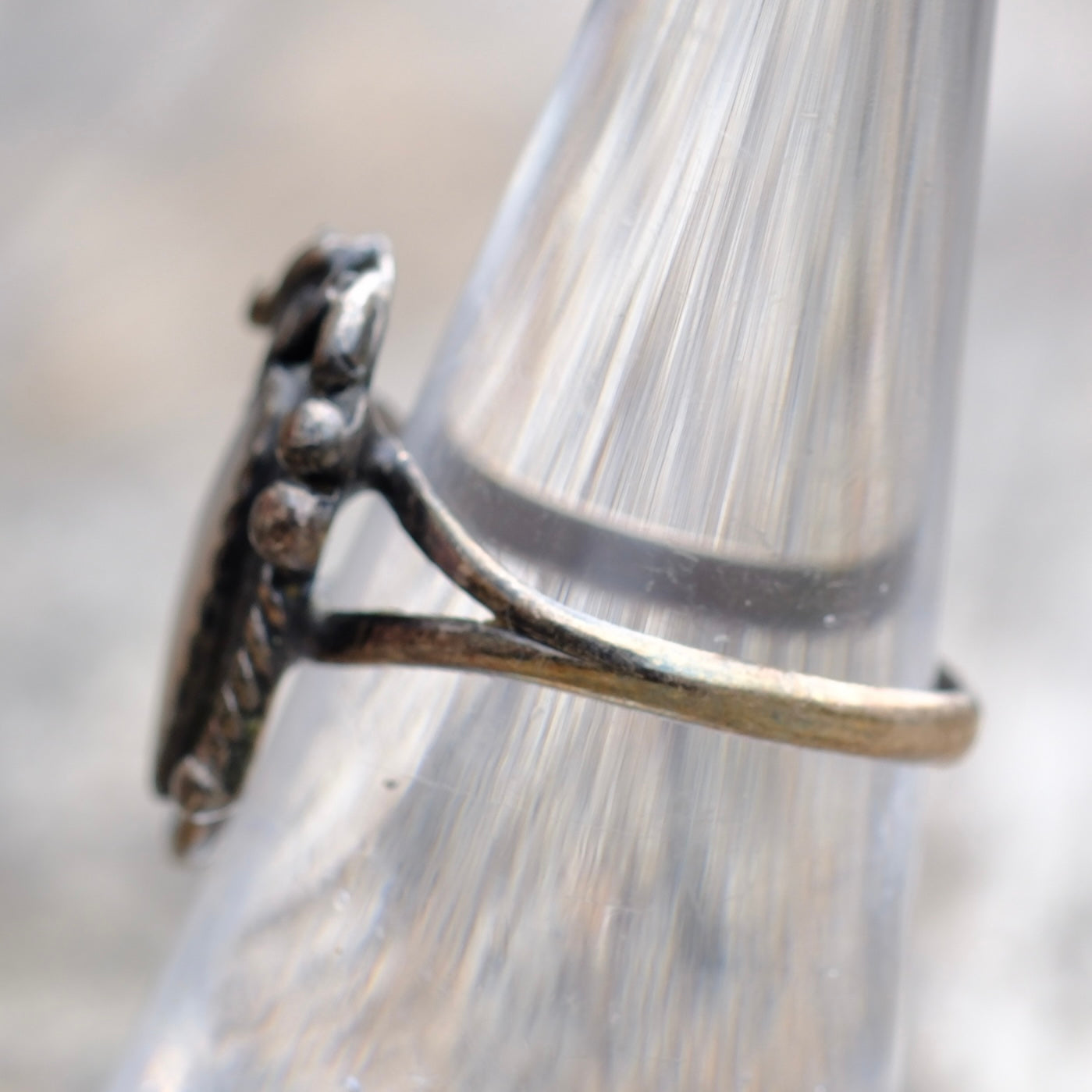 Vintage Sterling Mother Of Pearl Feather Ring 6.75