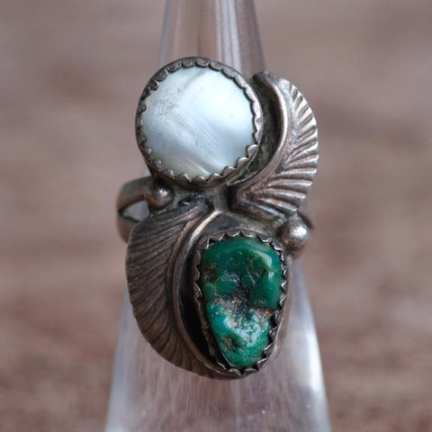 Vintage Sterling Turquoise and Mother Of Pearl Feather Ring 4.5