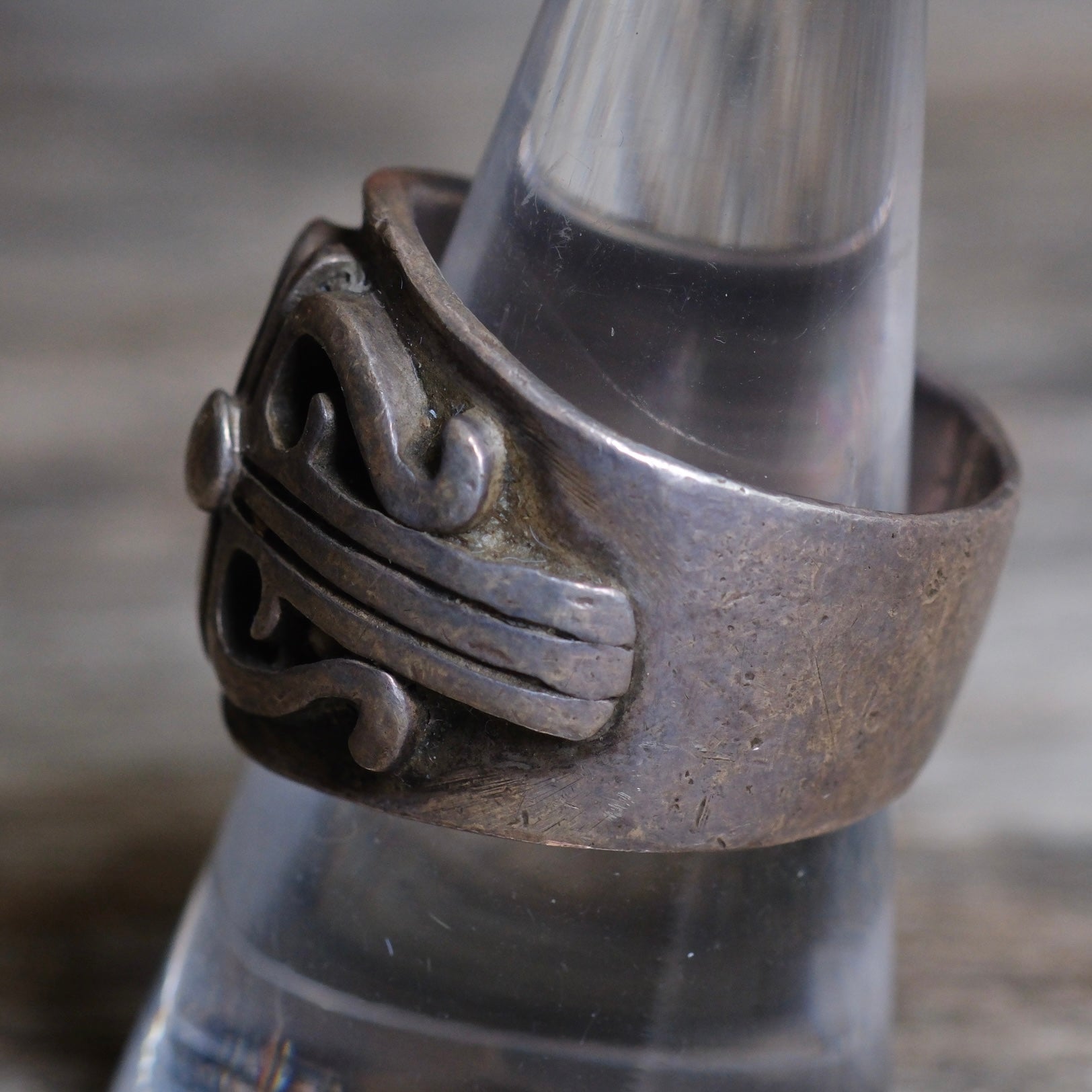 Vintage Sterling Silver Heavy Celtic Design Ring 9.25
