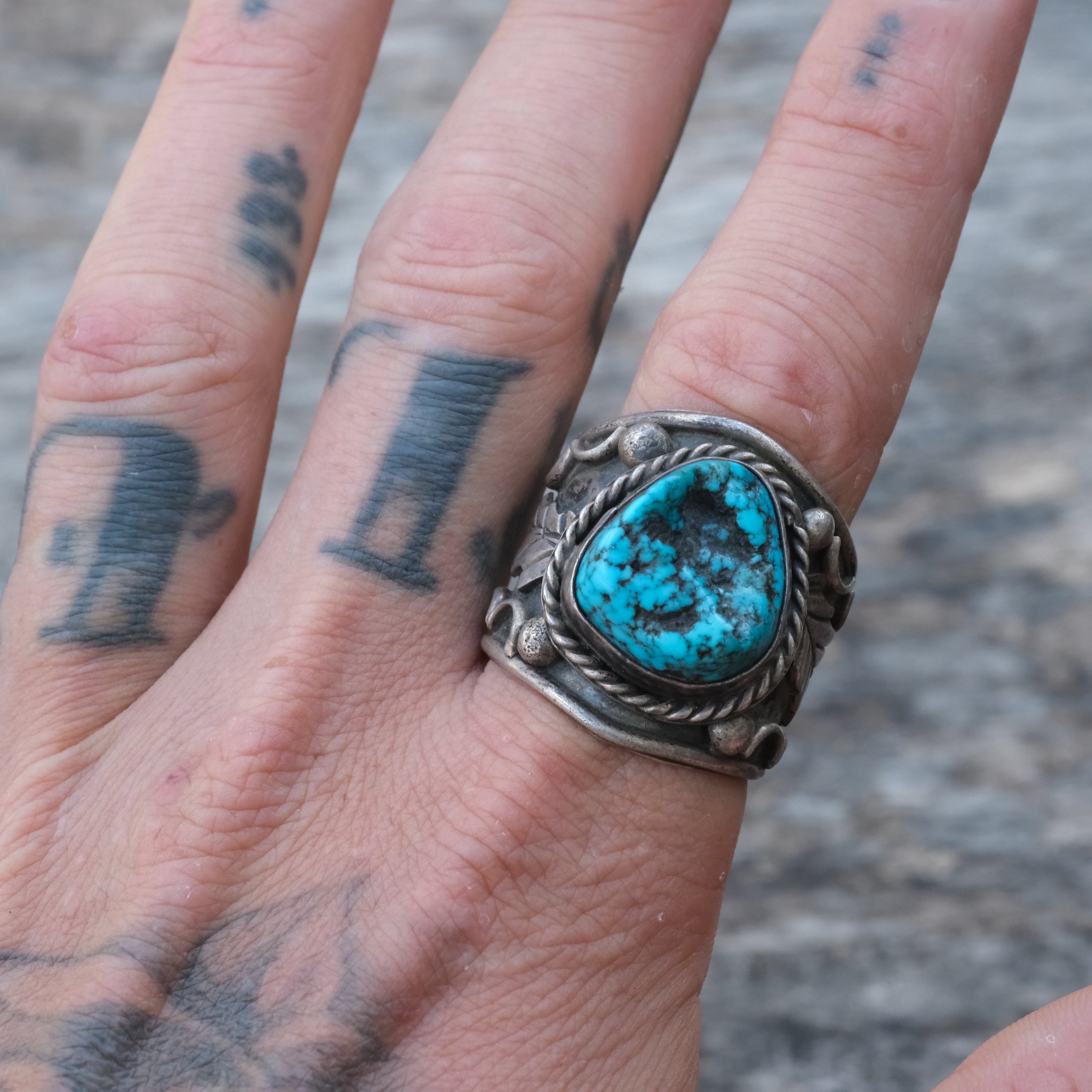 Vintage Sterling Turquoise Feather Cigar Band Ring 12