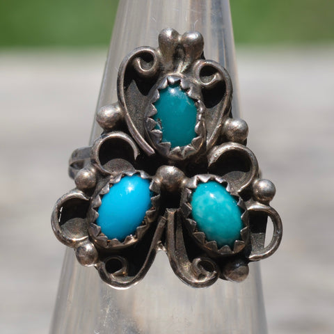 Vintage Sterling 3-Stone Turquoise Ring 2.75