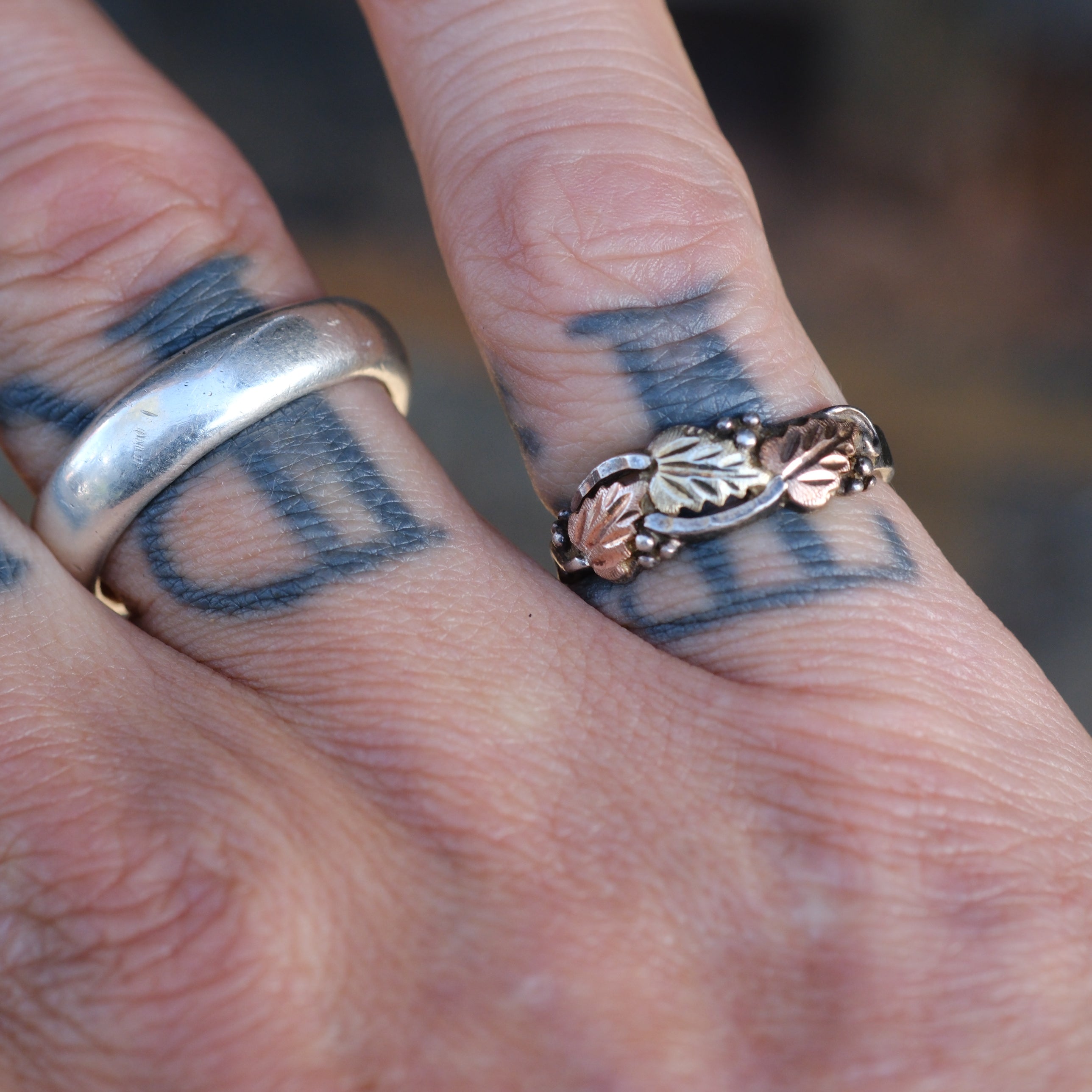 Vintage Sterling and Gold Leaf Band Ring 5.75