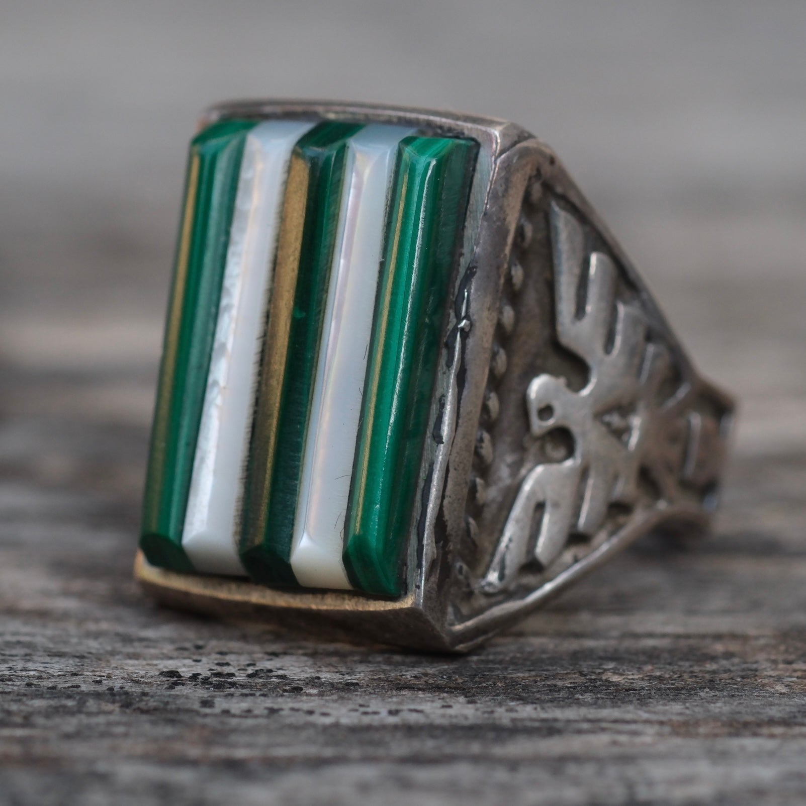 Vintage Sterling Malachite and Mother Of Pearl Row Inlay Thunderbird Ring 10.5
