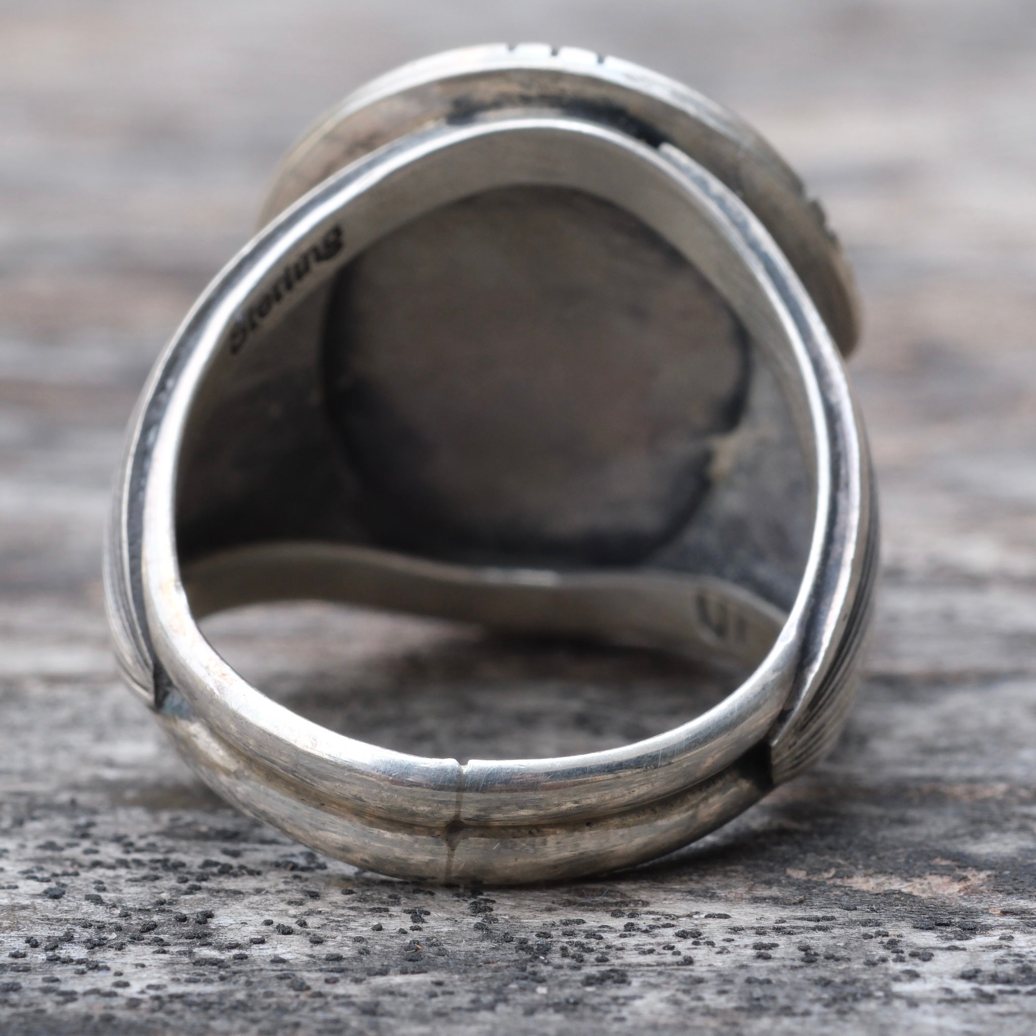 Vintage Sterling Hematite Ribbed Band Ring 9.75